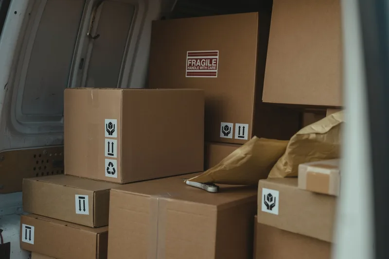 Warehouse worker with tablet managing ecommerce fulfilment and order dispatch for multi-channel Philippine marketplace operations